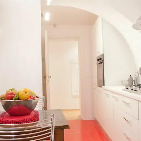 Apartment In Center
